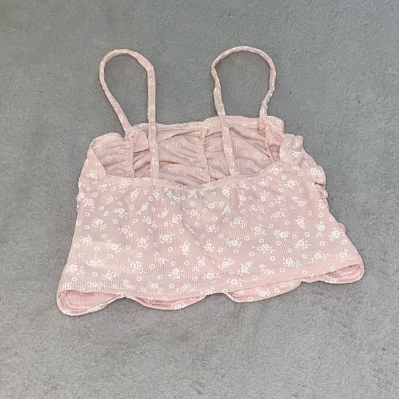 Boohoo Pink Crop Top - Picture 2 of 3